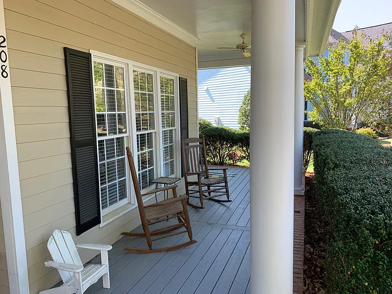 208 Lord Levens Ln — Photo 3