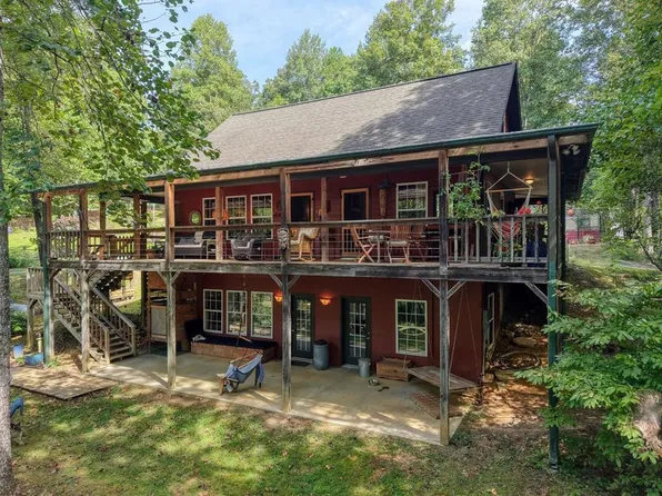 136 Honeybell Ln, Blairsville, GA 30512