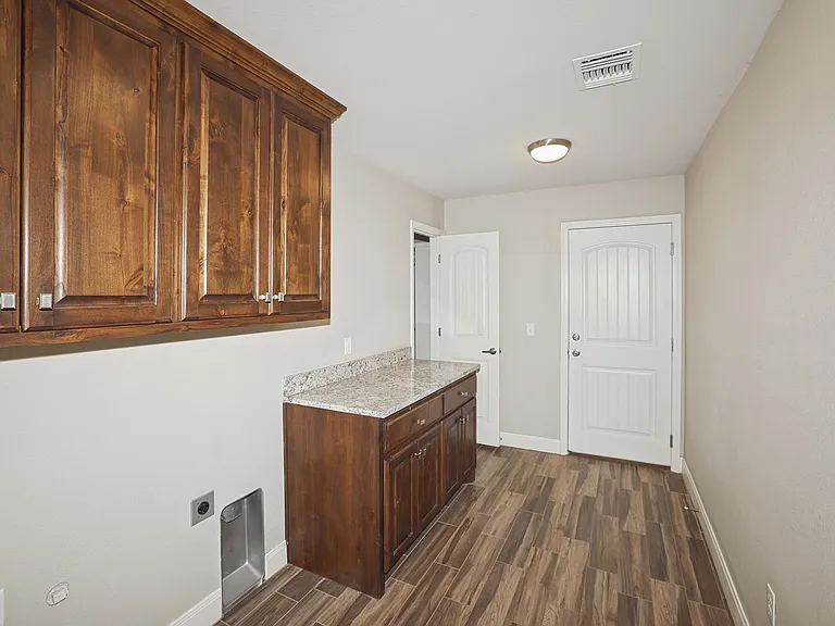 15101 Helium Rd — Photo 20