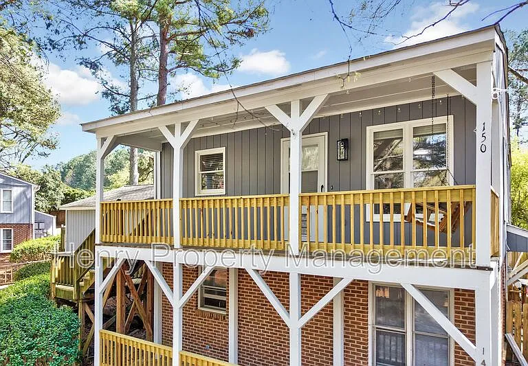 150 Carmichael Ct — Photo 2