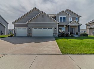 4801 Vahalla Dr, Champaign, IL