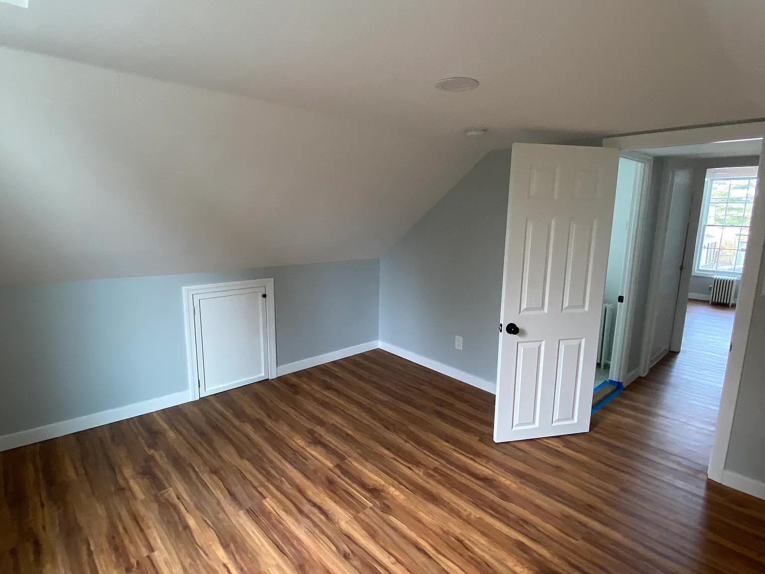 2 bed, 950 sqft, $2,600 — Photo 4