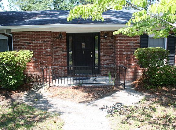 2nd image of 1807 Valley Park Ct