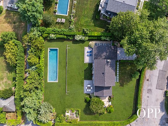 3rd image of 2 Wyandotte Ln