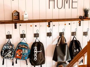 573 Chapelview Ct, Cincinnati, OH 45233