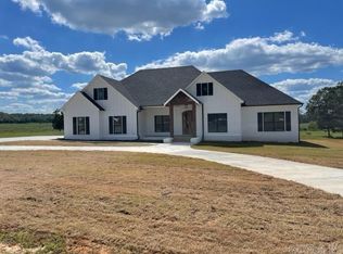 28 Republican Valley, Greenbrier, AR 72058