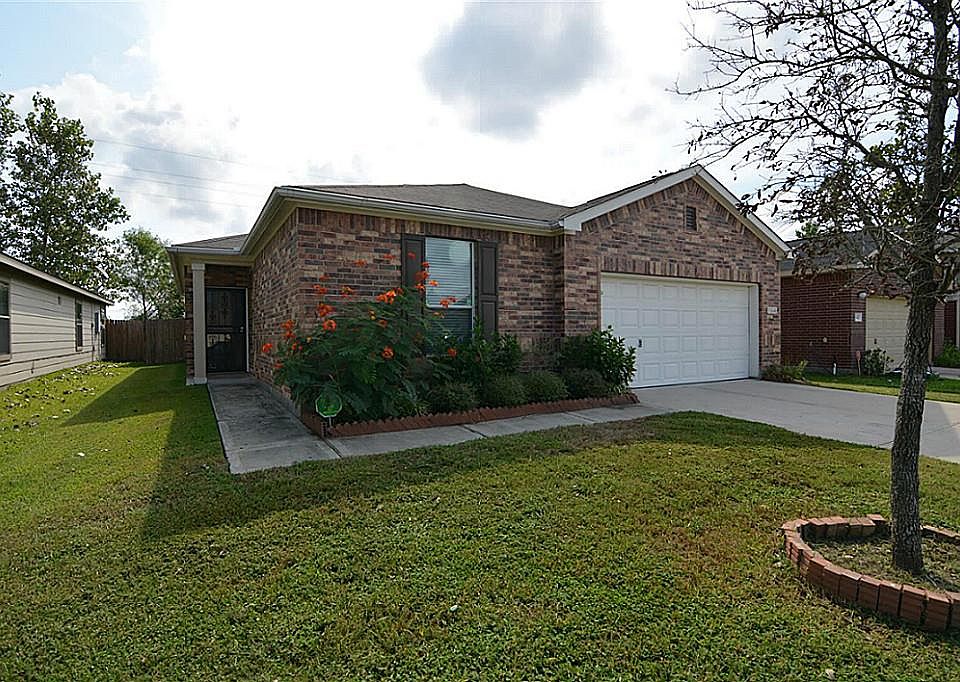 1st image of 11646 Wren Crossing Dr