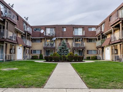 8538 W Catherine Ave #4N, Chicago, IL, 60656