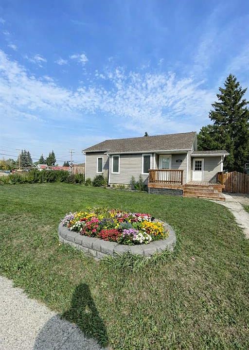 1st image of 809 Lalonde STREET