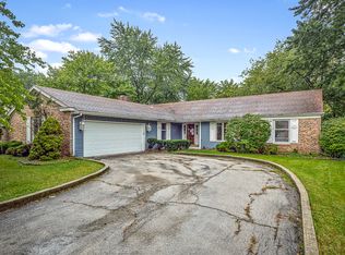 2930 Cambridge Ln, Olympia Fields, IL