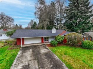 2453 Pioneer Pike, Eugene, OR 97401