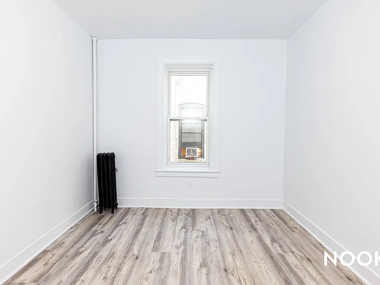 329 Woodbine St #1F — Photo 6