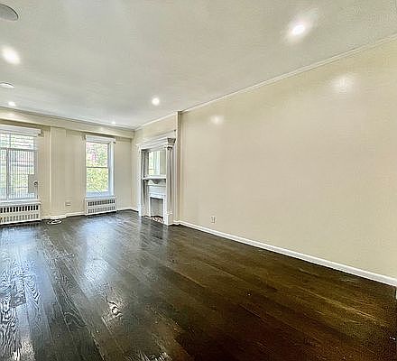1st image of 52 W 119th St APT 4
