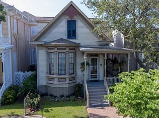 1213 Sealy St, Galveston, TX 77550