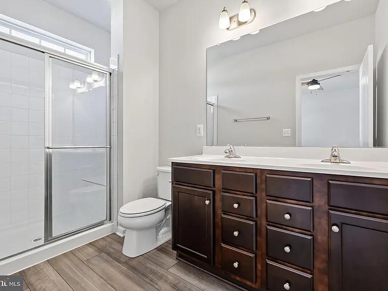 1023 Flester Ln — Photo 23