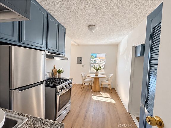 4th image of 833 Pepper Way
