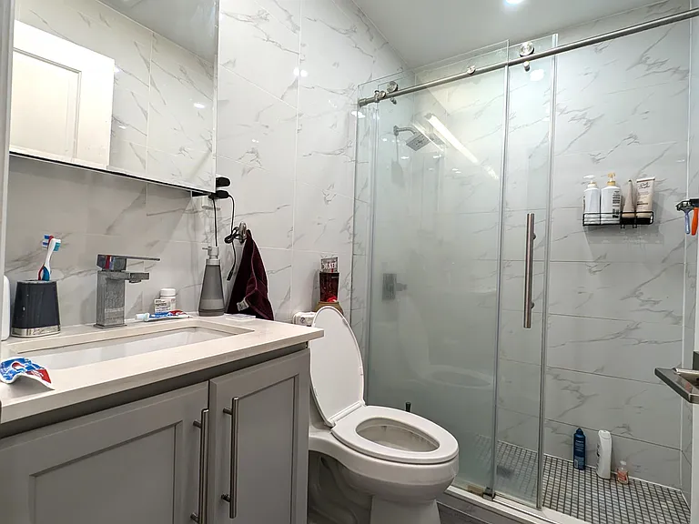 218 E 14th St #4F — Photo 9