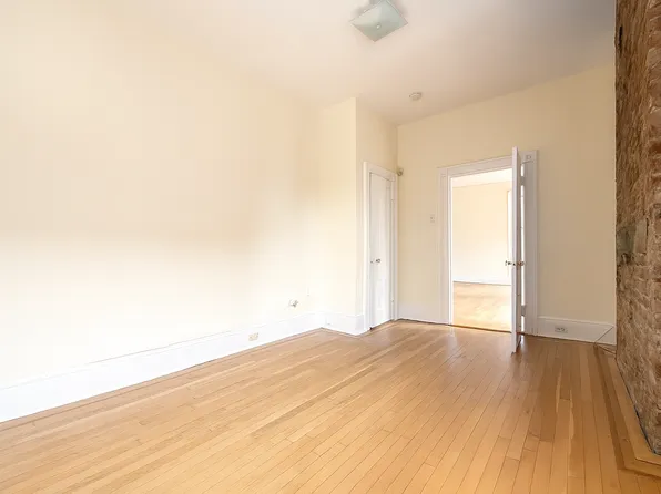 334 Hudson Street image 9 of 17