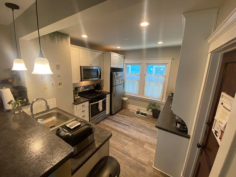 96 Virgil Ave #2 — Photo 5