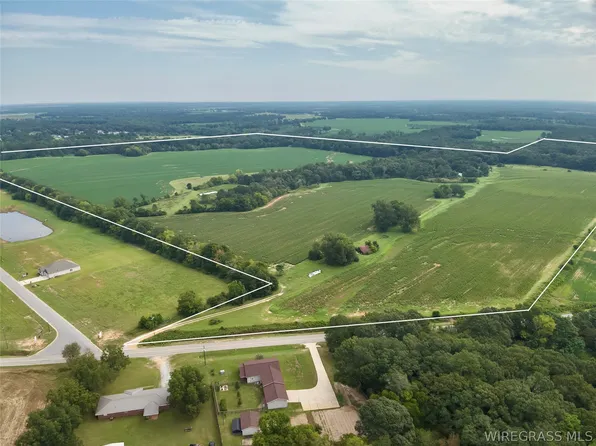 E County Road 22, Headland, AL 36345