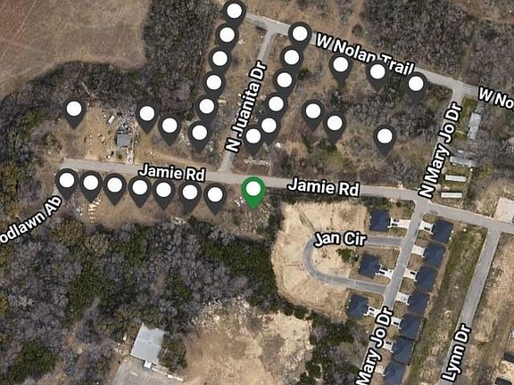 2nd image of 210 Jamie Rd