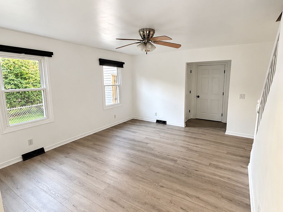 1st image of 2626 Cooper Ave #2626