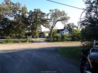 6576 Carrell St, Richards, TX 77873