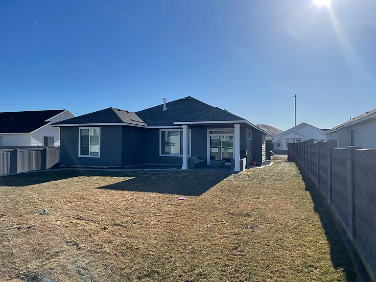 4658 Village View St — Photo 26