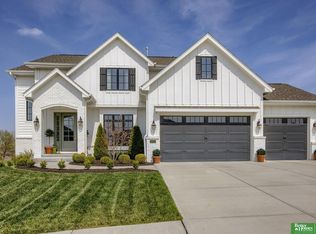 8213 N 127th Ave, Omaha, NE 68142