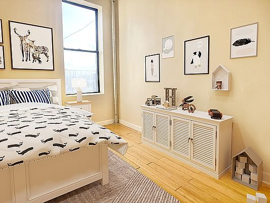 4th image of 522 E 149th St #8