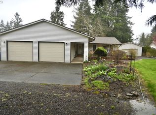 13027 Mapleleaf Ct NE, Aurora, OR 97002