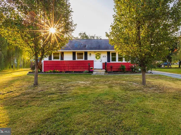 23 Mahoney Rd, Pennsville, NJ 08070