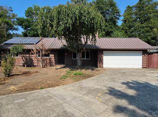 144 Belindy Cir, Grants Pass, OR 97527