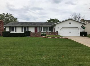 1637 Woodside Dr, Muskegon, MI 49441