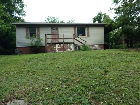 307 Smith St, Florence, AL 35630