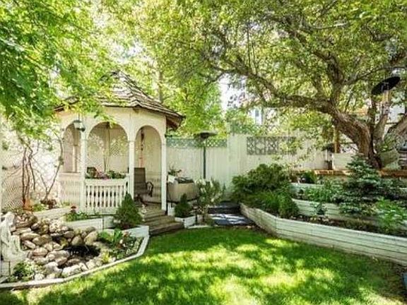 5th image of 64 W Hartford Rd NW