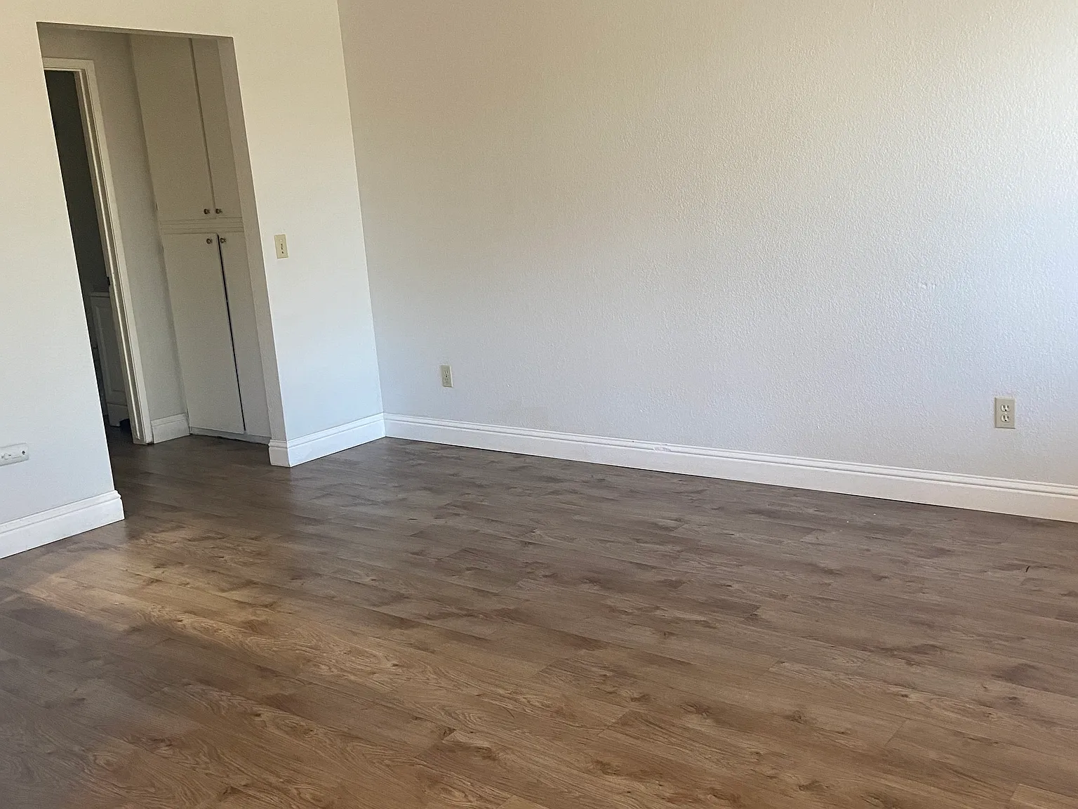 404 W. Cross Street — Photo 4