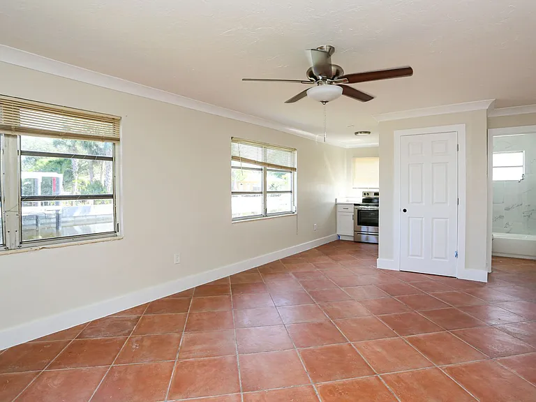 2829 Shoreview Dr — Photo 15