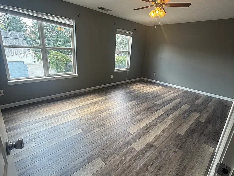2054 1/2 Ruckle St #2 — Photo 2