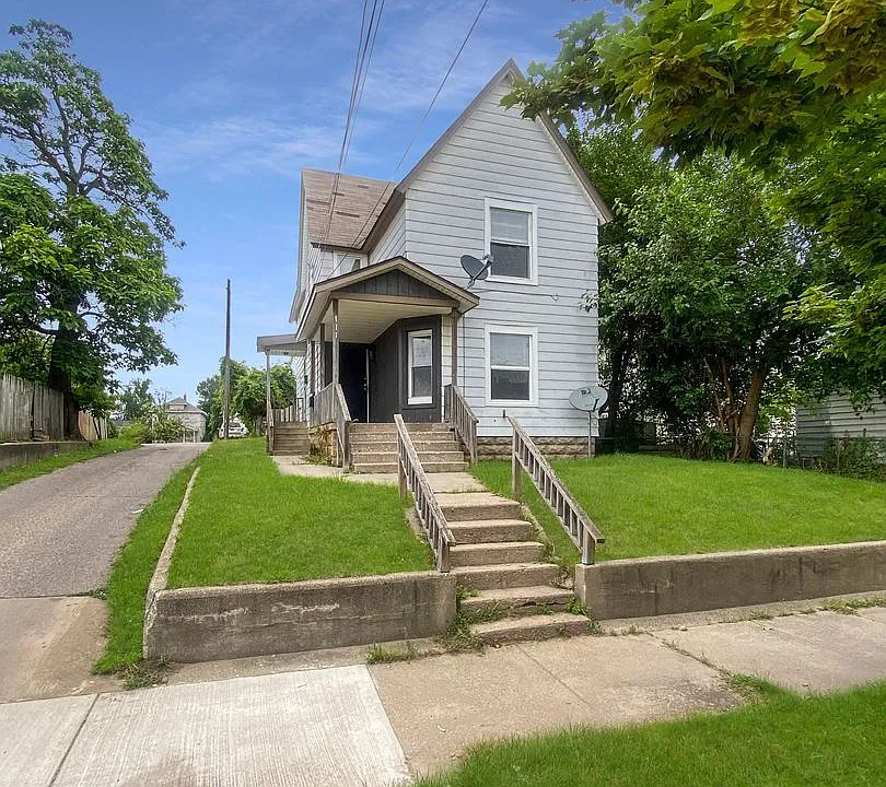 111 Canton St SW #1
