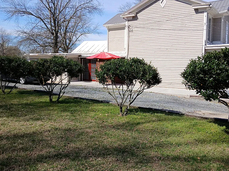 1303 Kimball Ave — Photo 8