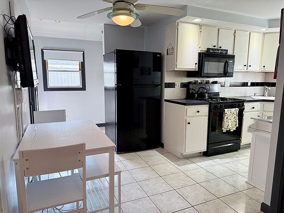 4th image of 25 Union St #1