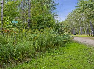 1886 Amherst Trl, Lyndon Station, WI 53944