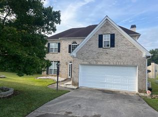 3967 Maple Tree Ct, Loganville, GA 30052