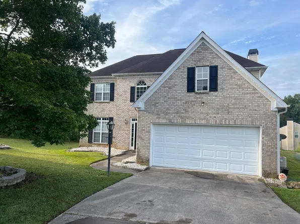 3967 Maple Tree Ct, Loganville, GA 30052