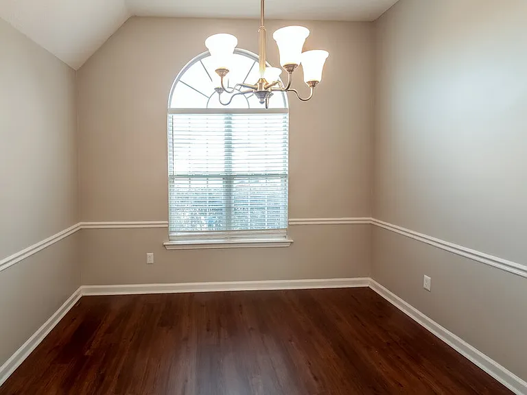5451 Philgrove Way — Photo 5