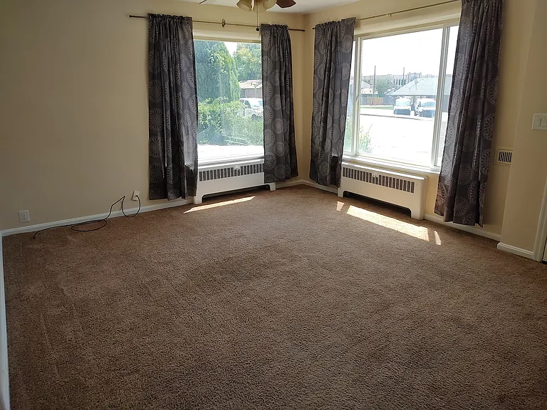 170 N Harrison Blvd — Photo 16