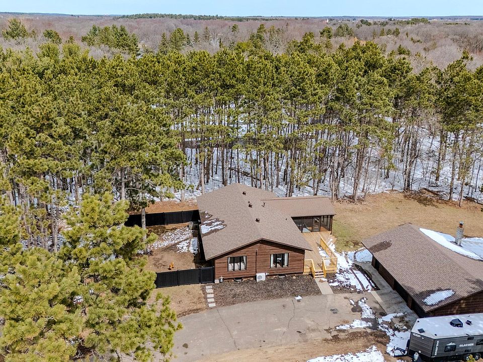 1st image of 17992 Riverwood Dr