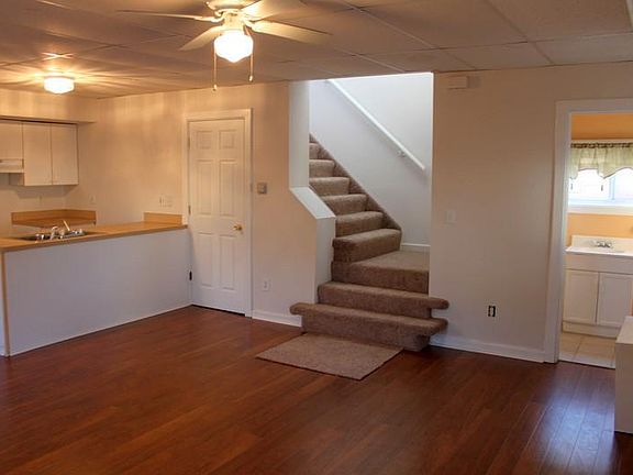 4th image of 1314 E Harry Ave