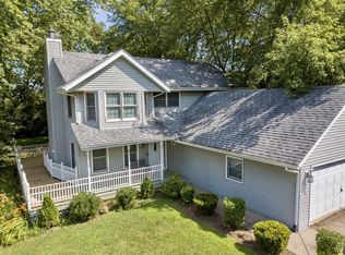 208 Rochester Rd NE, Poplar Grove, IL 61065